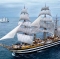 Navio Amerigo Vespucci aporta em Veneza 