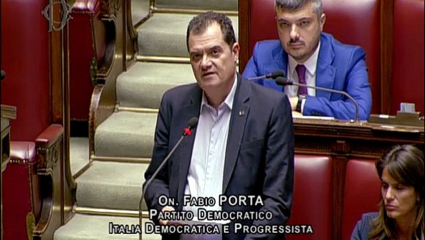 Fabio Porta (PD) defende eleições livres e democráticas na Venezuela