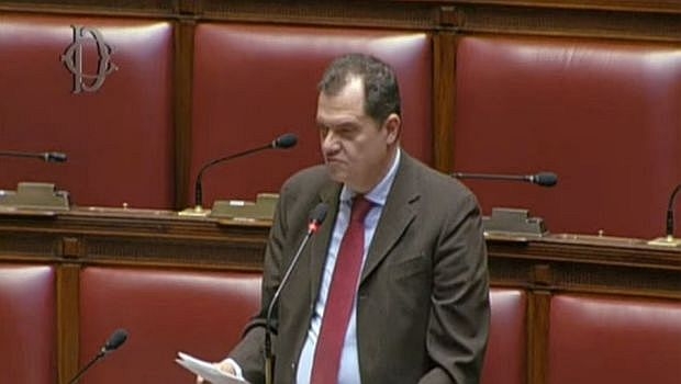 Fabio Porta cobra informa&ccedil;&otilde;es sobre detido na Venezuela