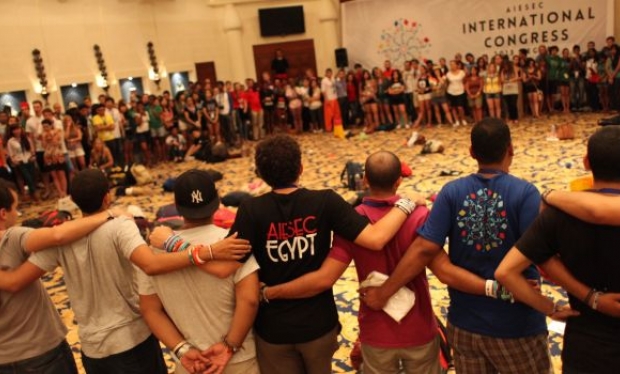 AIESEC no Brasil oferece vagas para intercâmbio profissional no exterior