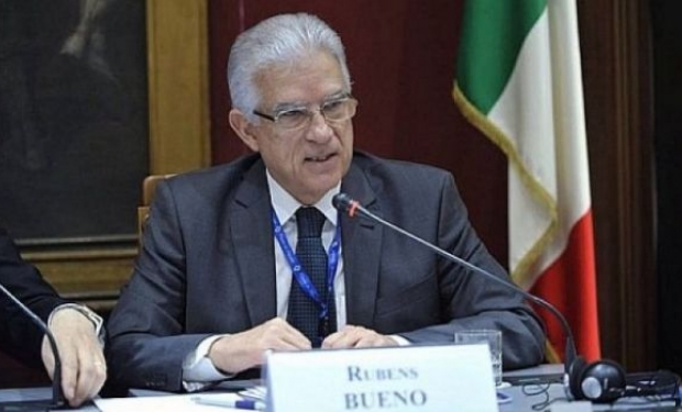 Rubens Bueno registra nota de repúdio a ofensas contra a Itália 