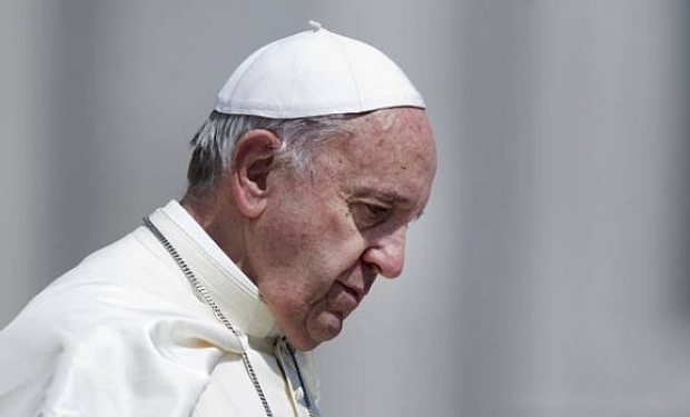Papa Francisco deverá passar por cirurgia urgente