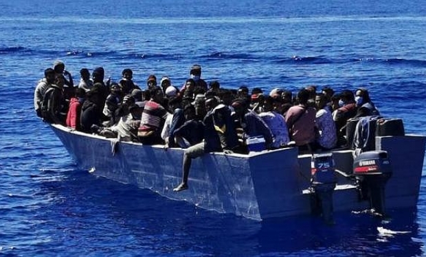 Clandestinos rumo à Itália: 70 mil prontos para partir