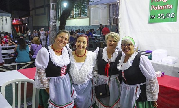 Bairro Santa Felicidade celebra 145 anos da imigração italiana