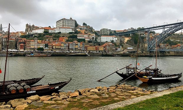 Portugal simplifica imigração de cidadãos de língua portuguesa