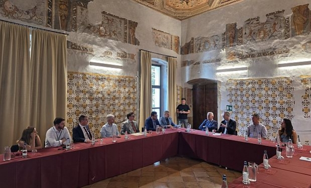 Prefeitos de SC visitam a Câmara de Comércio do Trento
